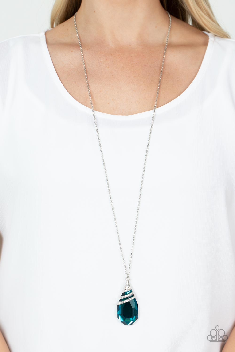 Demandingly Diva - blue - Paparazzi necklace