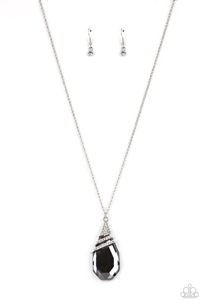 Demandingly Diva - silver - Paparazzi necklace