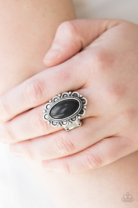 Desert Grotto - black - Paparazzi ring