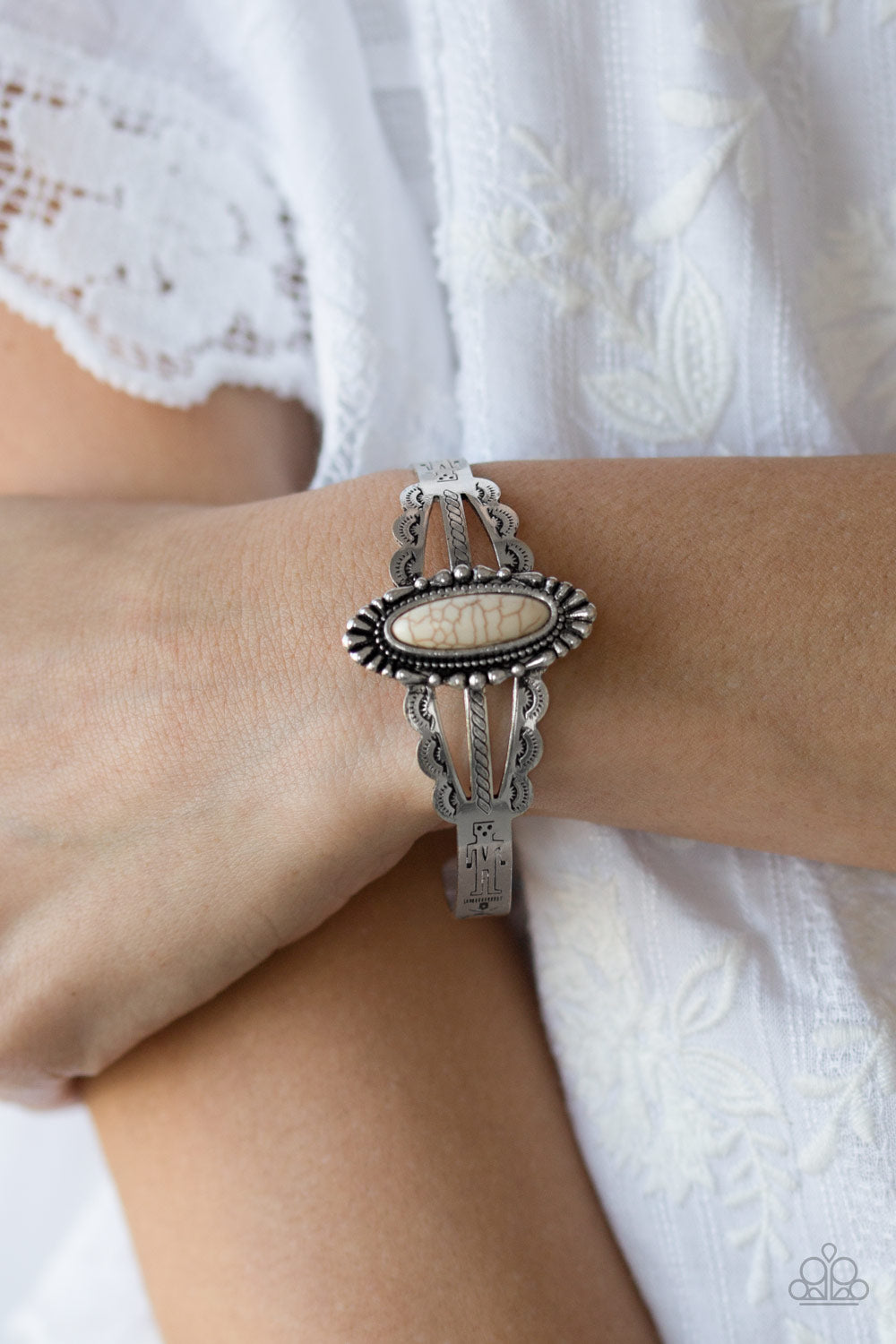 Desert Sage - white - Paparazzi bracelet