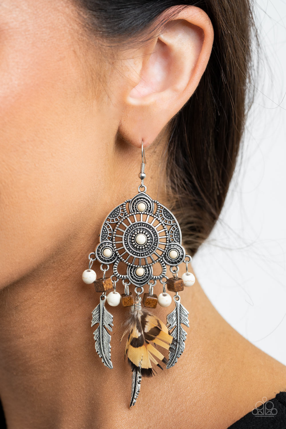 Desert Plains - white - Paparazzi earrings