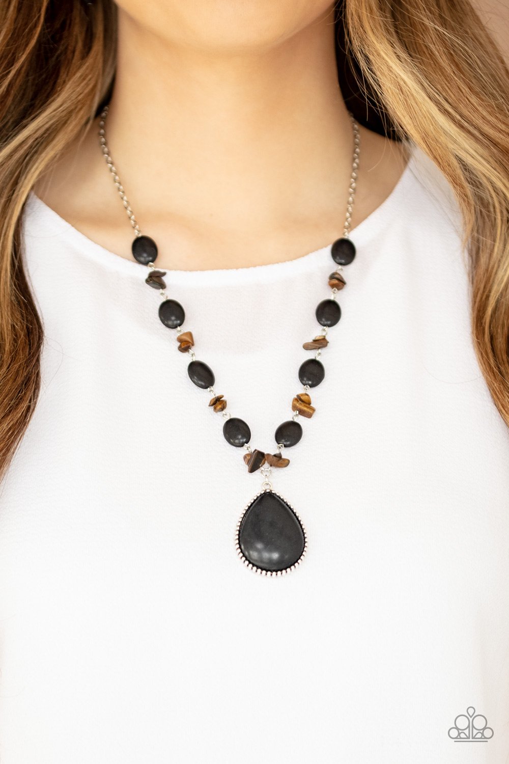 Desert Diva-black-Paparazzi necklace