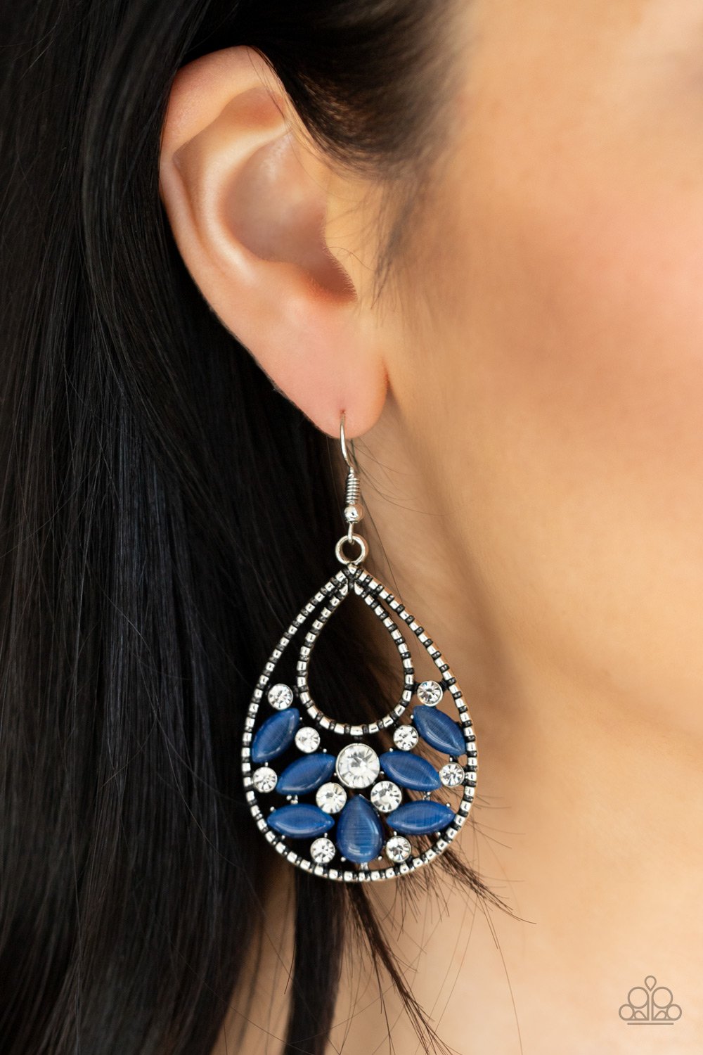Dewy Dazzle-blue-Paparazzi earrings