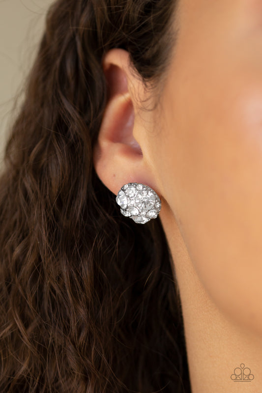 Diamond Daze - white - Paparazzi earrings