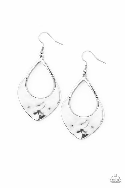 Dig Your Heels In - silver - Paparazzi earrings