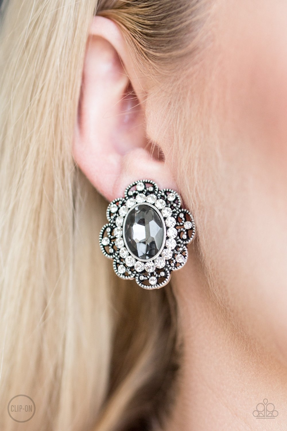 Dine And Dapper - silver - Paparazzi CLIP ON earrings
