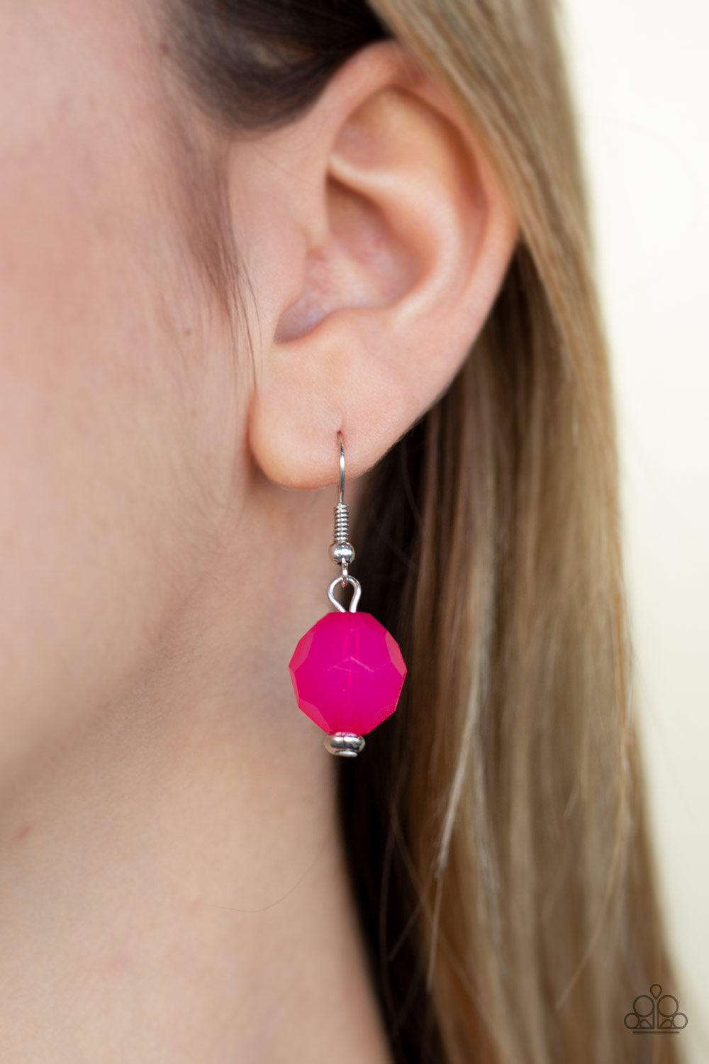 Dine and Dash - pink - Paparazzi necklace