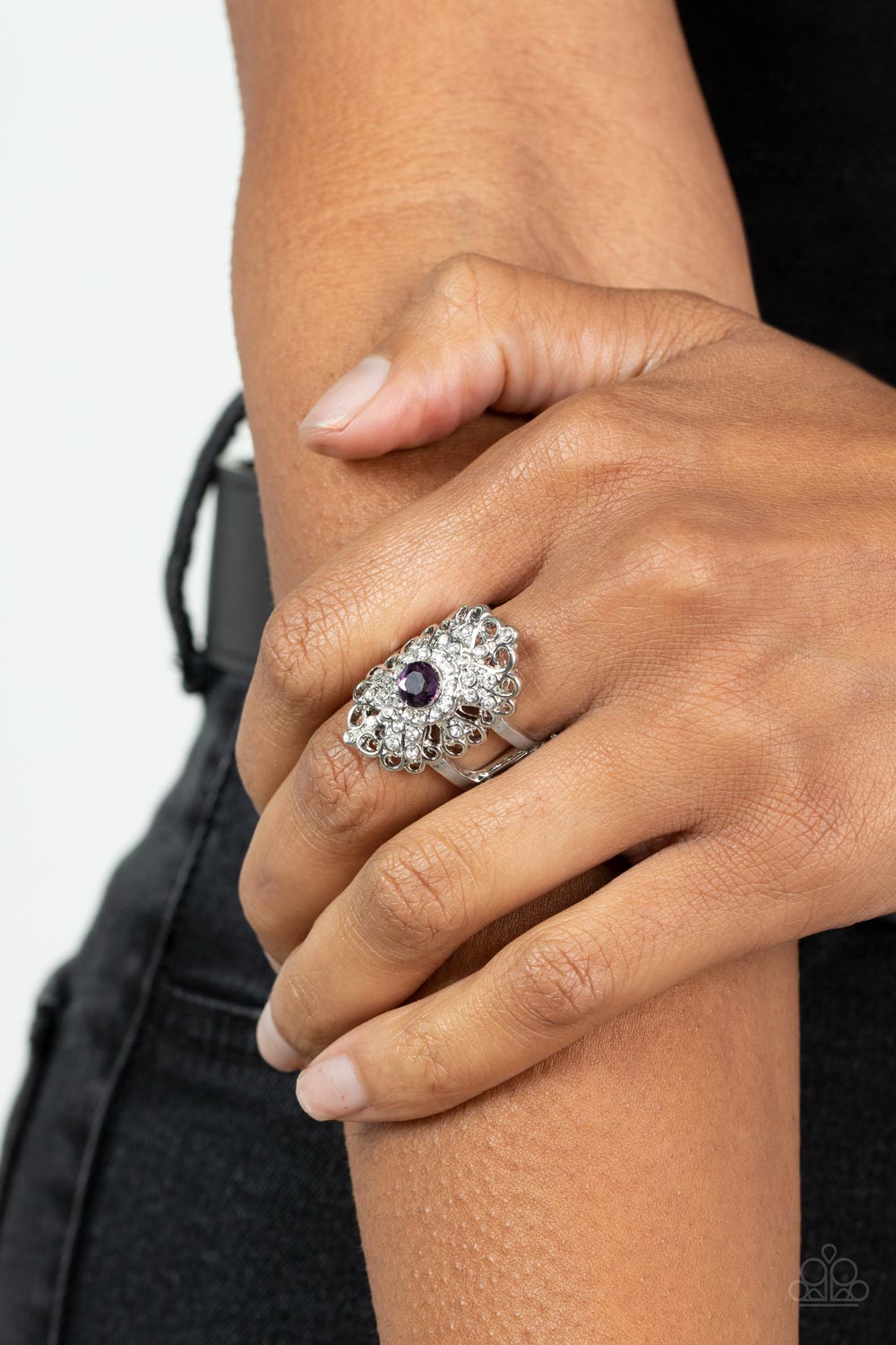 Dining with Royalty - purple - Paparazzi ring