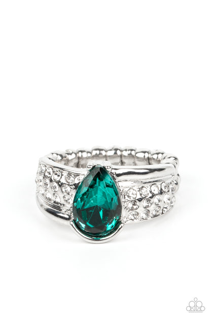 Dive into Oblivion - green - Paparazzi ring