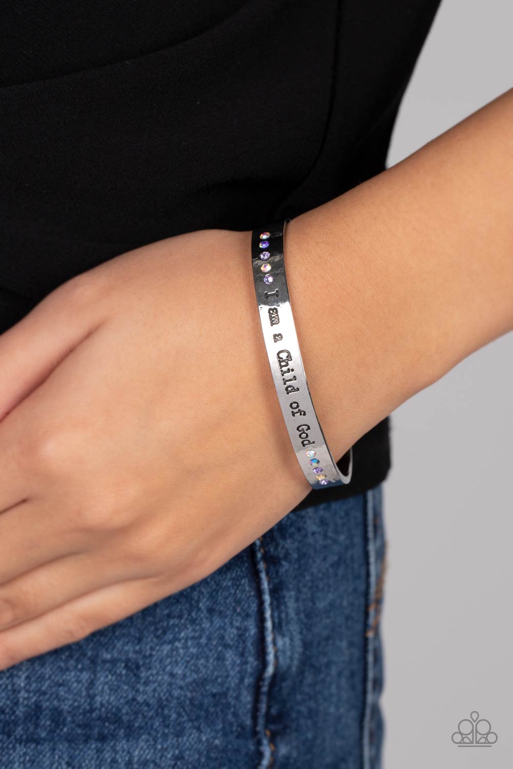 Divine Display - multi - Paparazzi bracelet