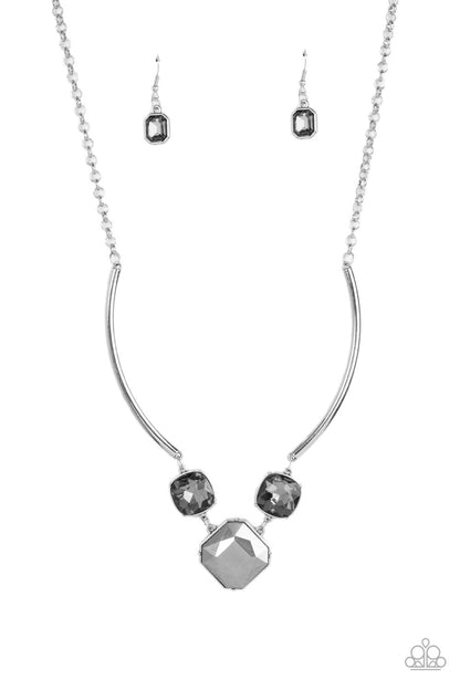 Divine IRIDESCENCE - silver - Paparazzi necklace