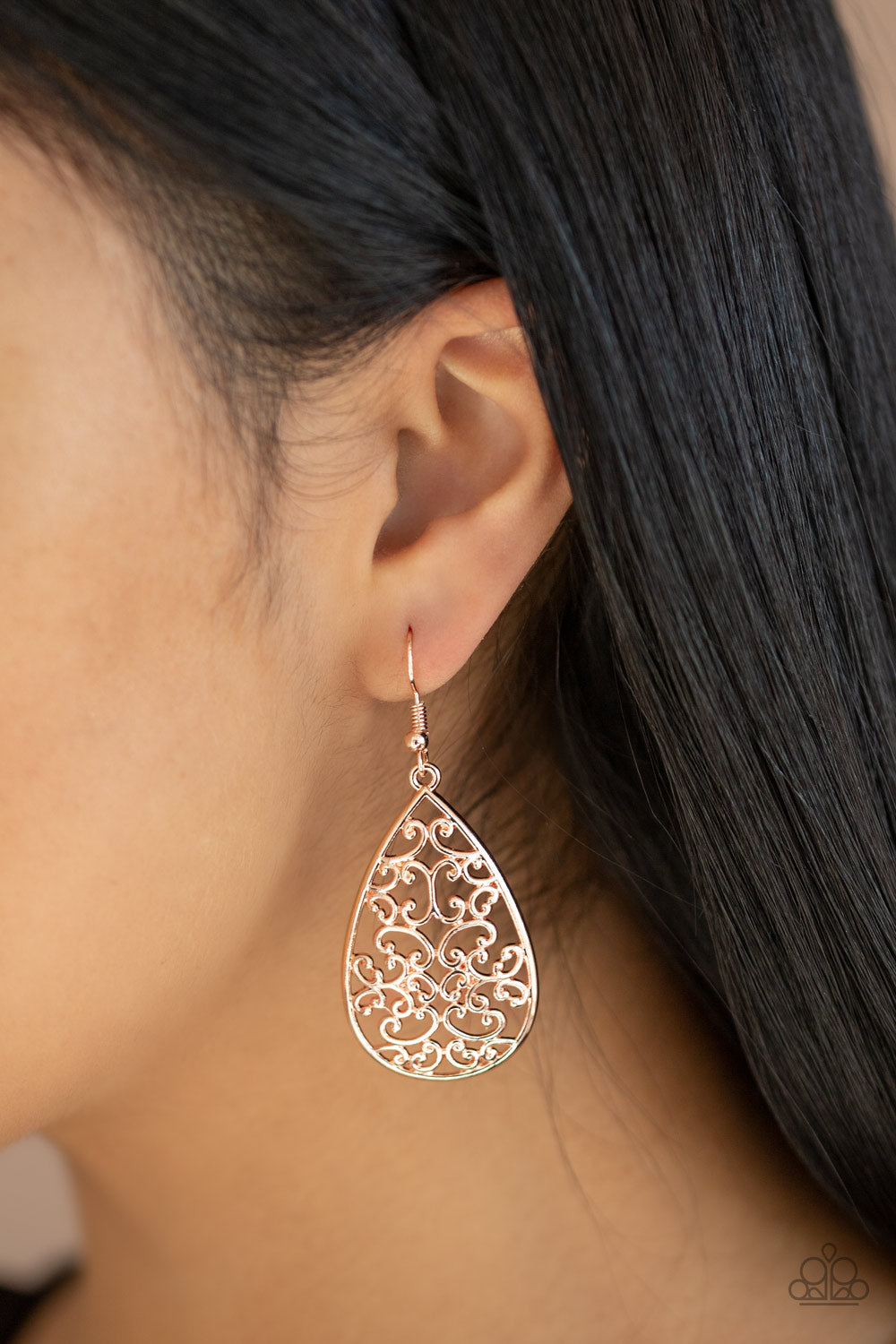 Divine Vine - rose gold - Paparazzi earrings
