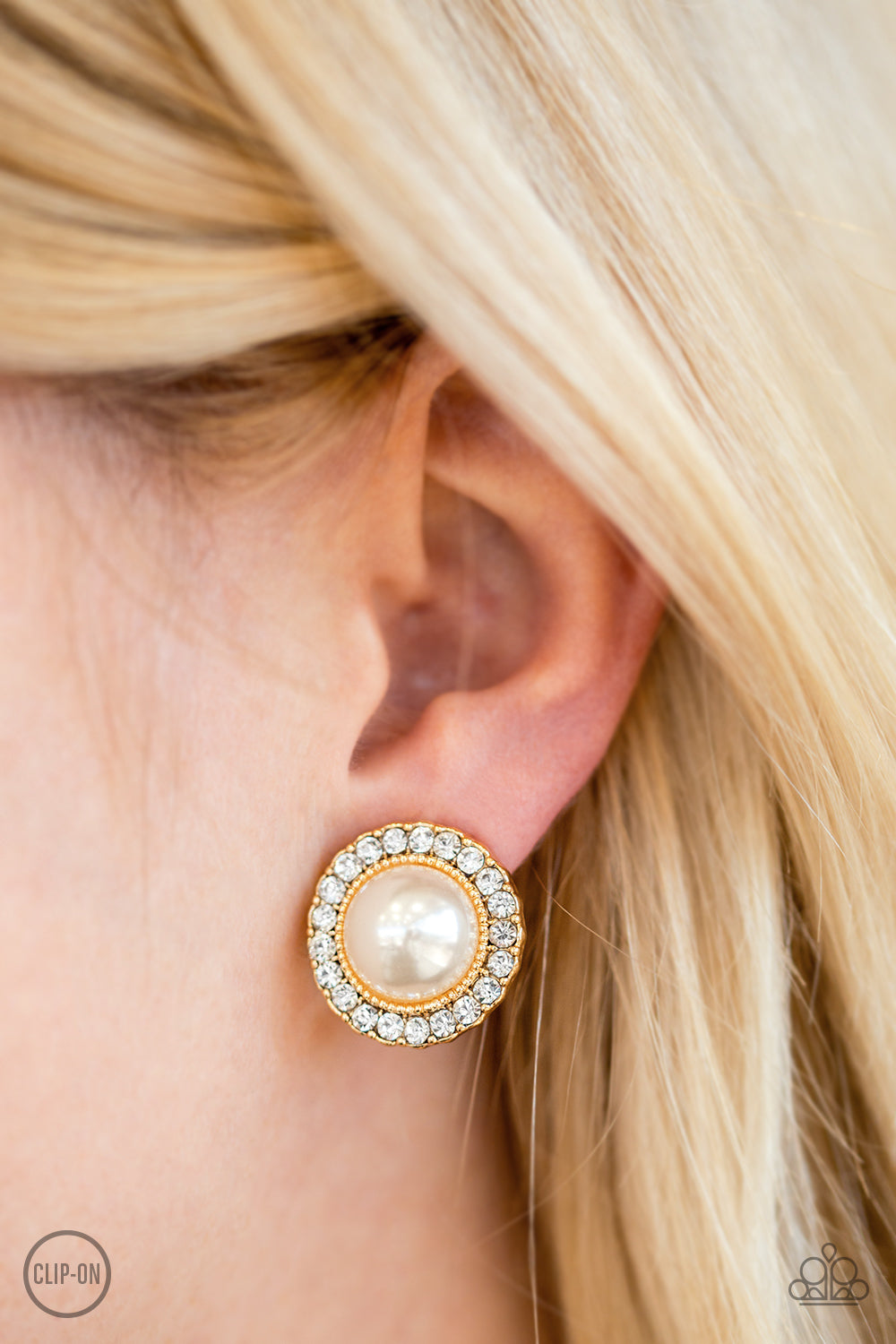 Don't Forget Your Glass Slipper - gold - Paparazzi clip on earrings