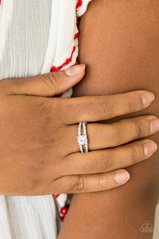 Dream Sparkle-white-Paparazzi ring