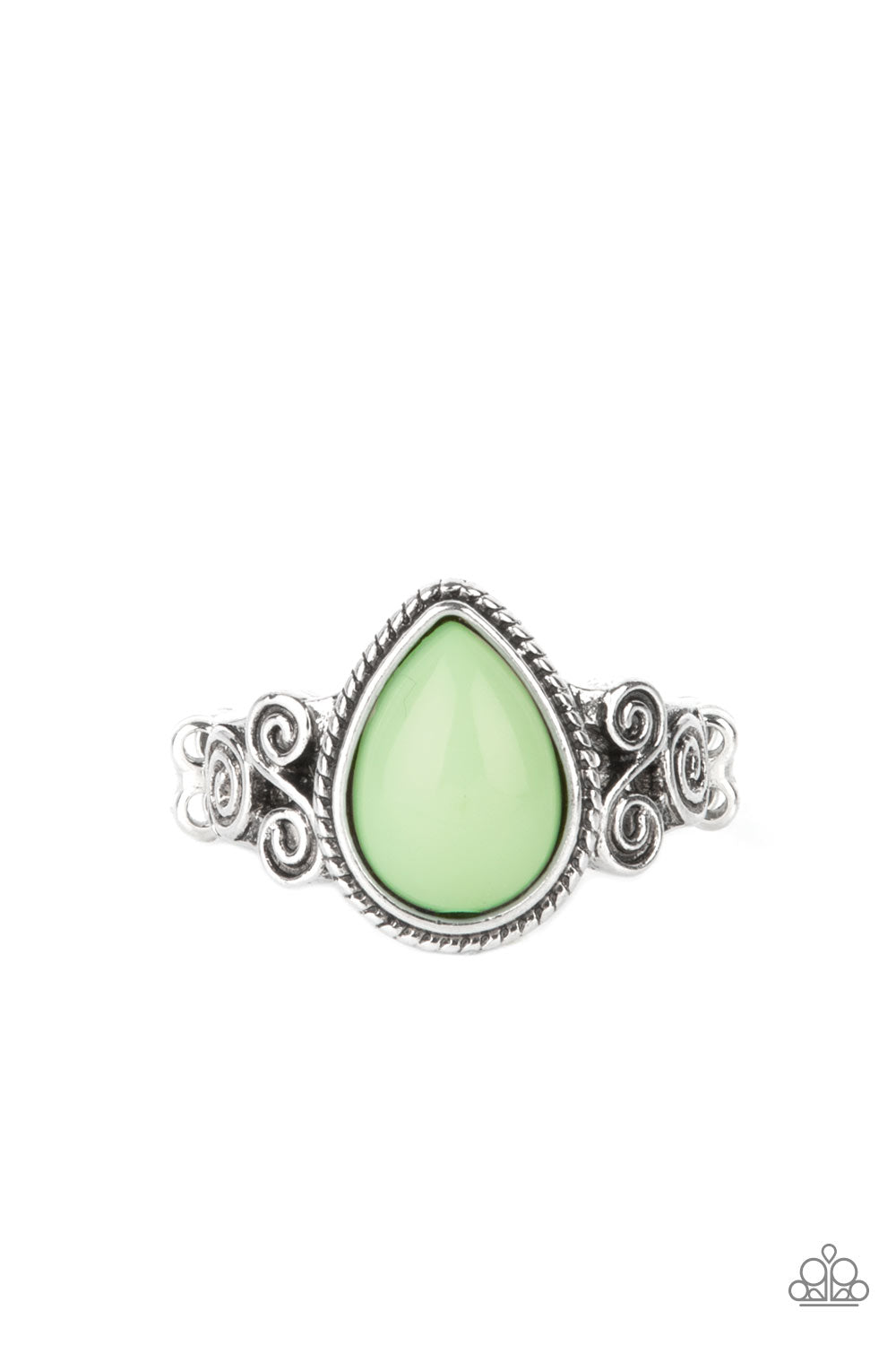 Dreamy Droplets - green - Paparazzi ring