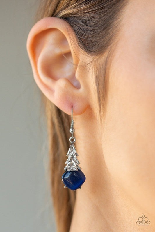 Dreamy Dazzle - blue - Paparazzi earrings