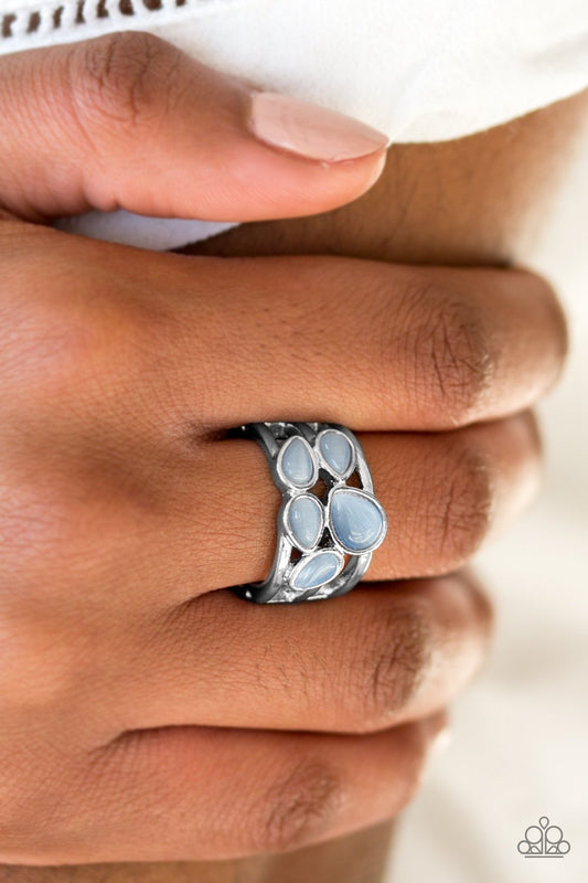 Dreamy Glow - blue - Paparazzi ring