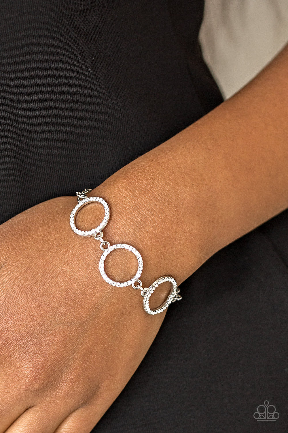 Dress The Part - white - Paparazzi bracelet