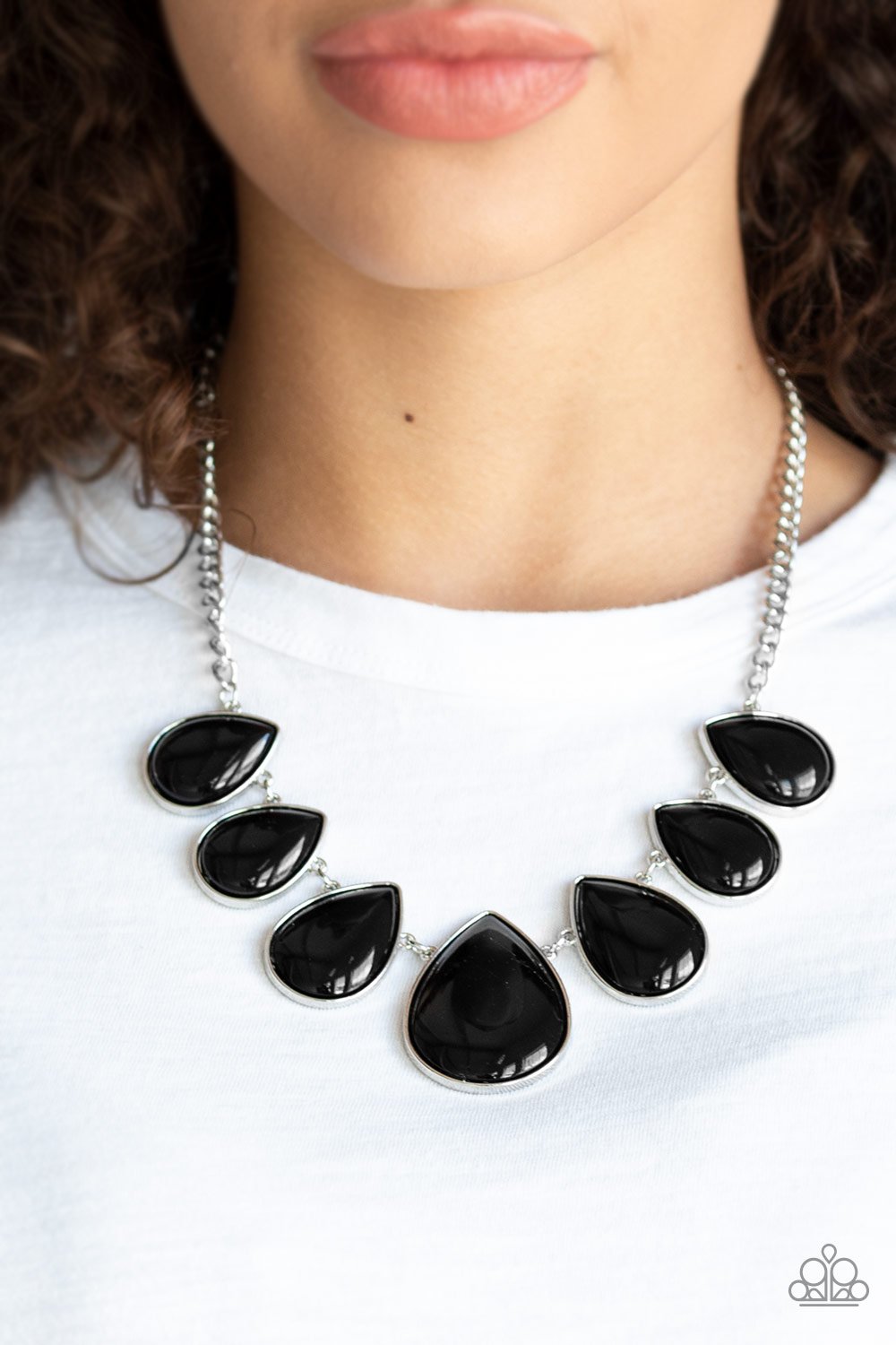 Drop Zone-black-Paparazzi necklace