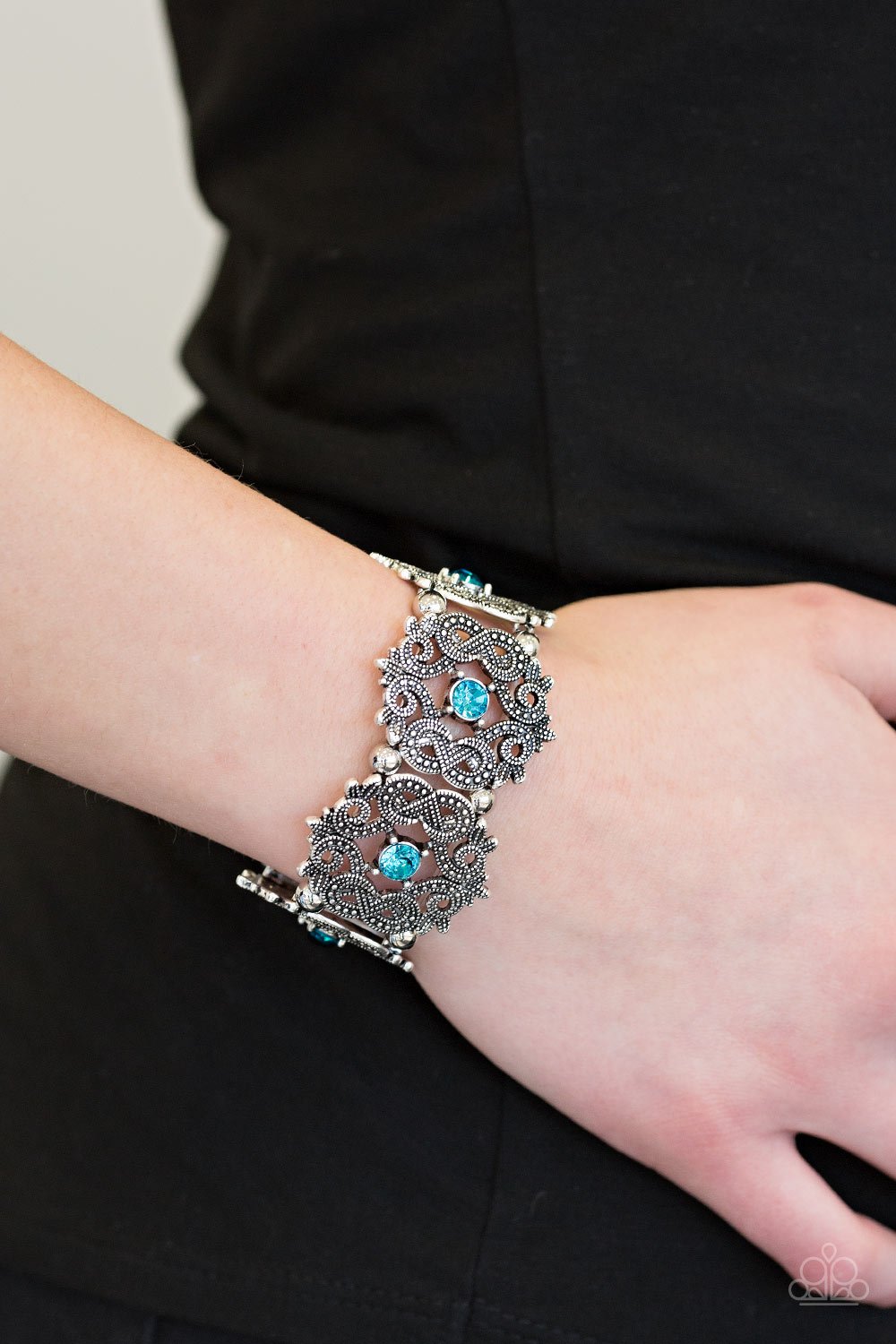 EMPRESS-ive Shimmer - blue - Paparazzi bracelet