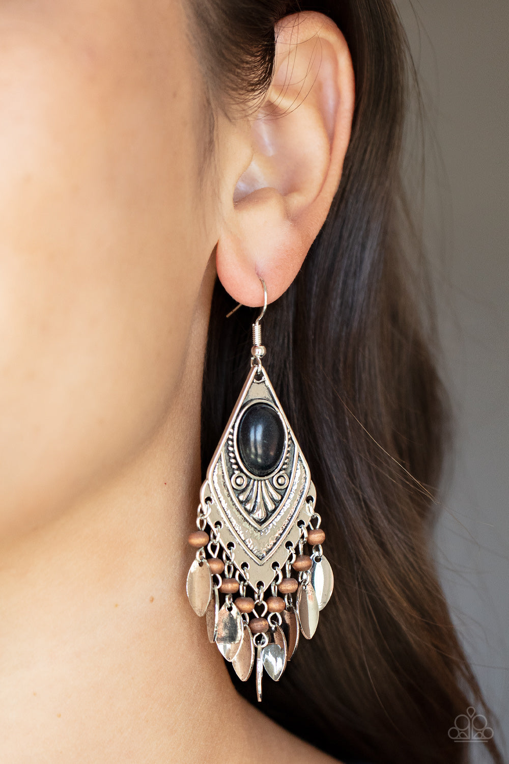 Earthy Etiquette - black - Paparazzi earrings