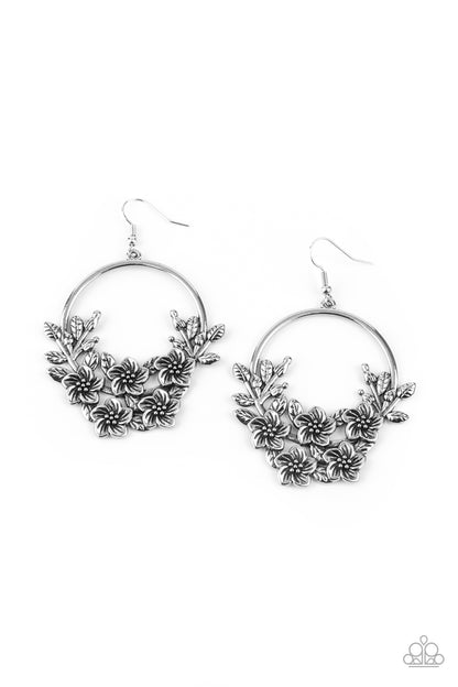 Eden Essence - silver - Paparazzi earrings