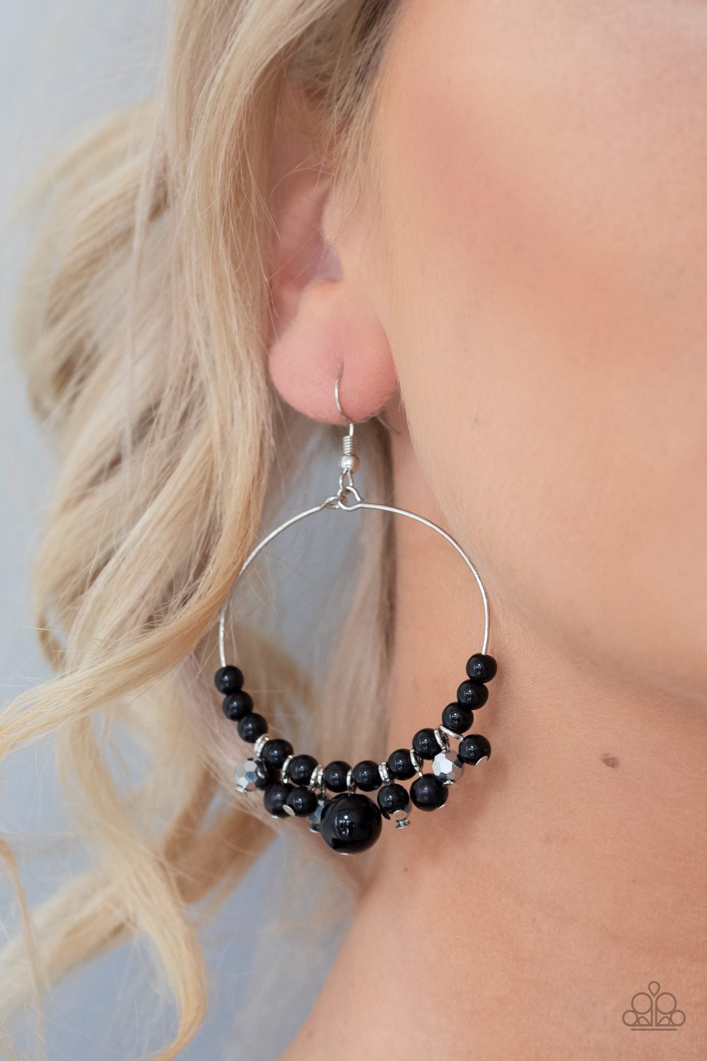 Effortless Effervescence-black-Paparazzi earrings