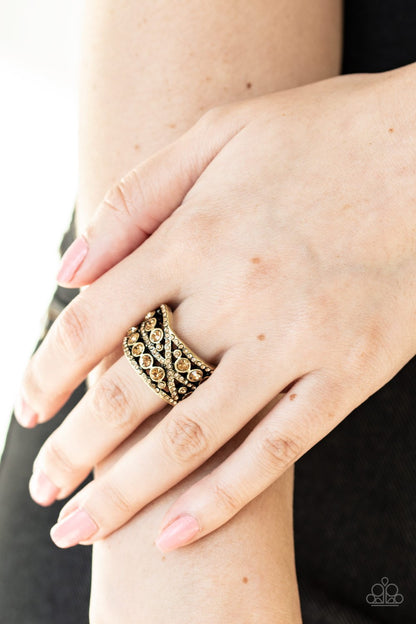 Elegant Effervescence-brass-Paparazzi ring