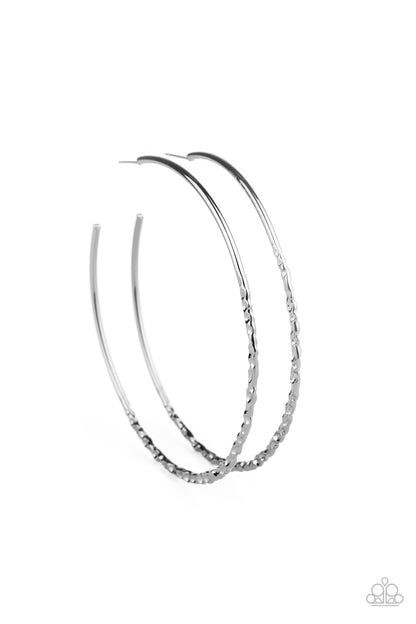 Embellished Edge - black - Paparazzi earrings