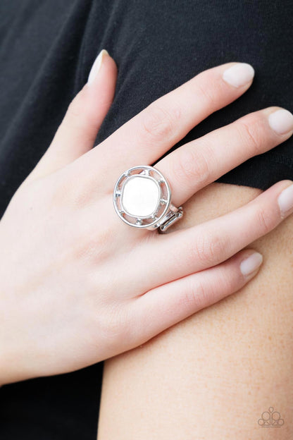 Encompassing Pearlescence - white - Paparazzi ring