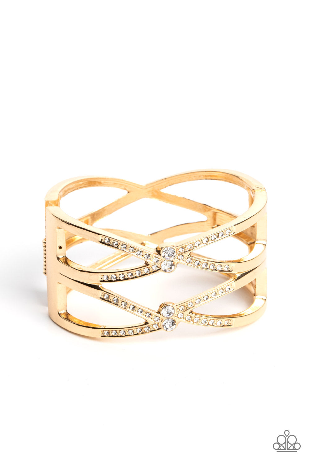 Entrancing Etiquette - gold - Paparazzi bracelet