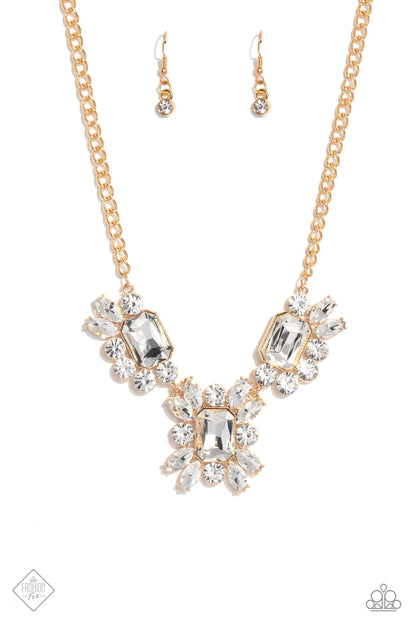 Exaggerated Elegance - gold - Paparazzi necklace