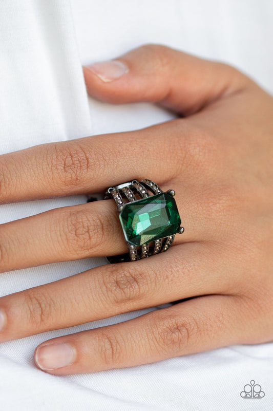 Expect Heavy REIGN - green - Paparazzi ring