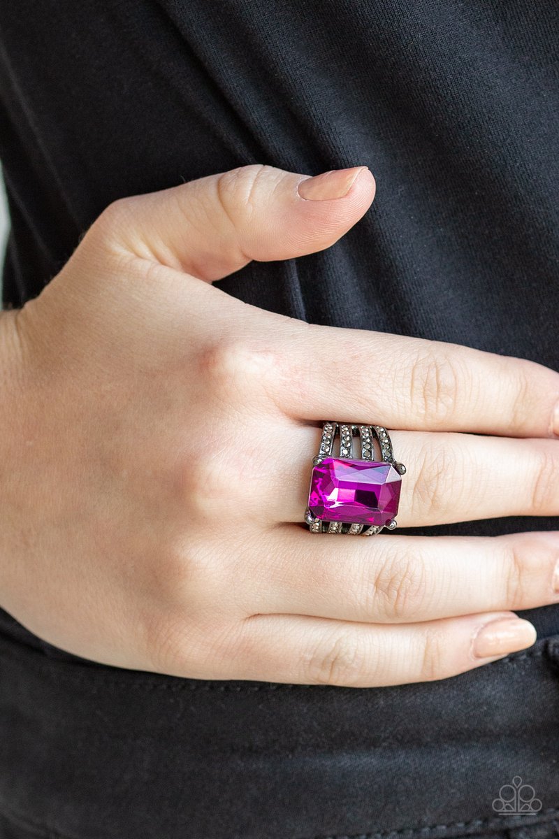 Expect Heavy REIGN - pink - Paparazzi ring