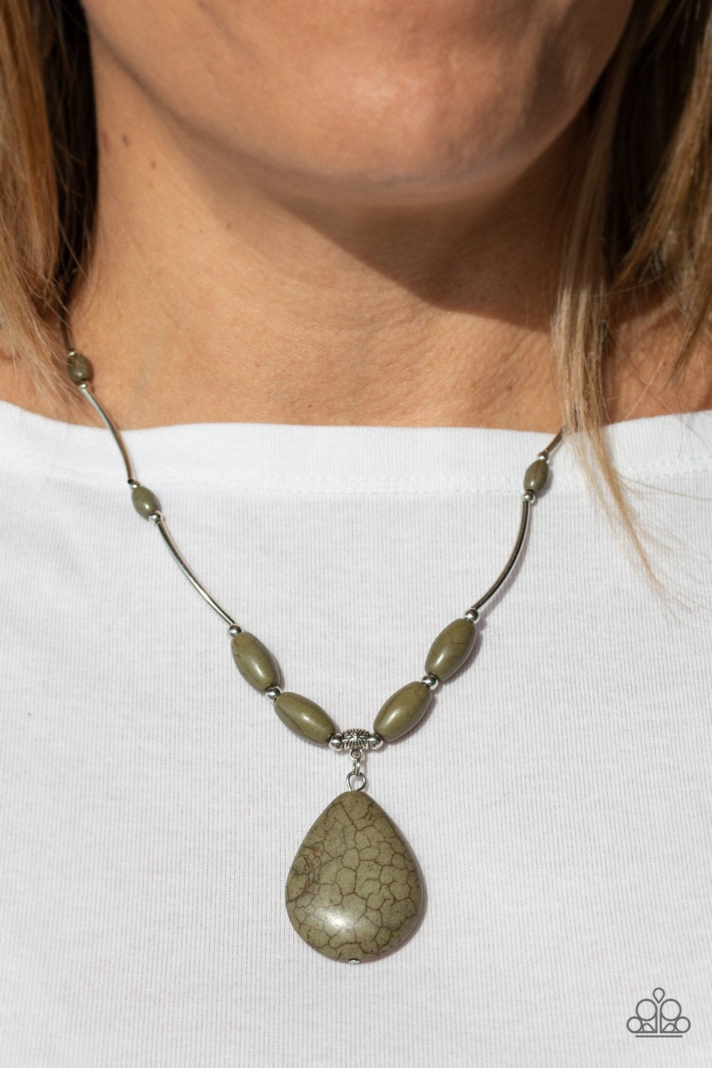Explore the Elements-green-Paparazzi necklace