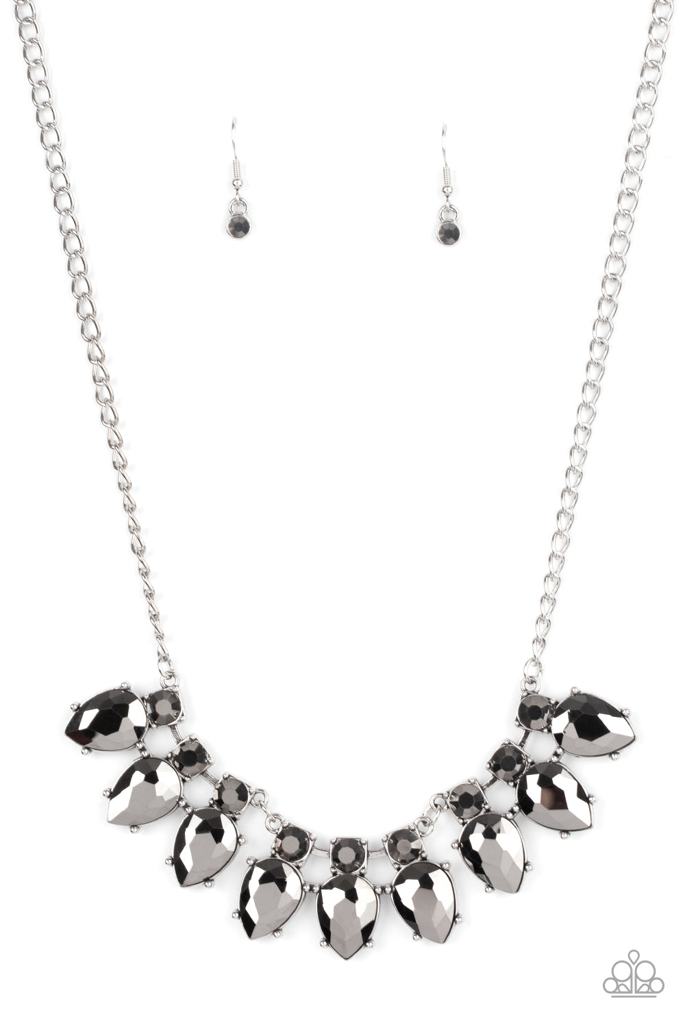 Extra Enticing - silver - Paparazzi necklace