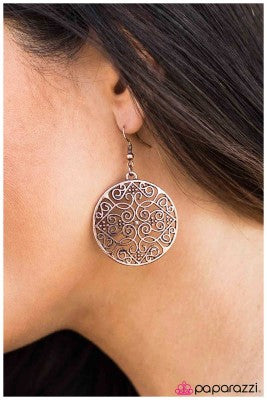 FILIGREE In The Details - Paparazzi earrings