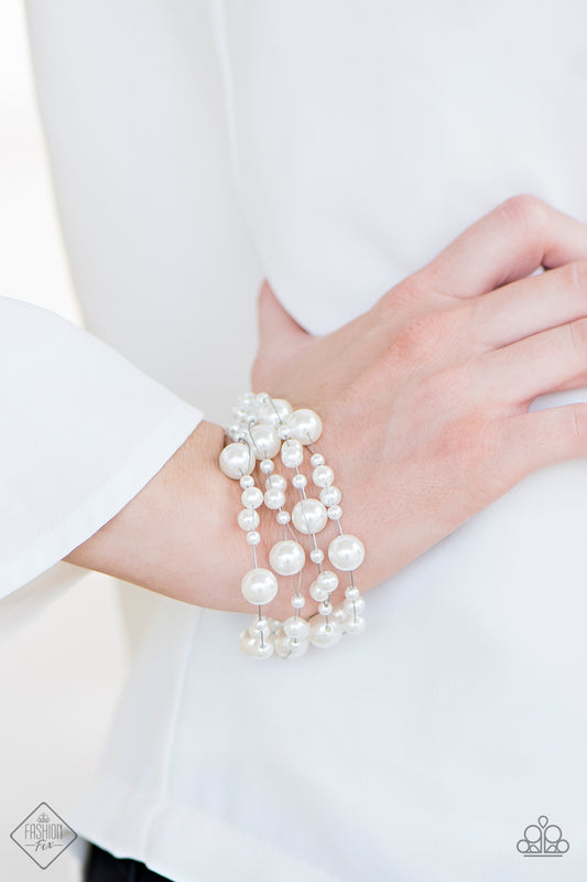 Fabulous Fashion - Paparazzi bracelet