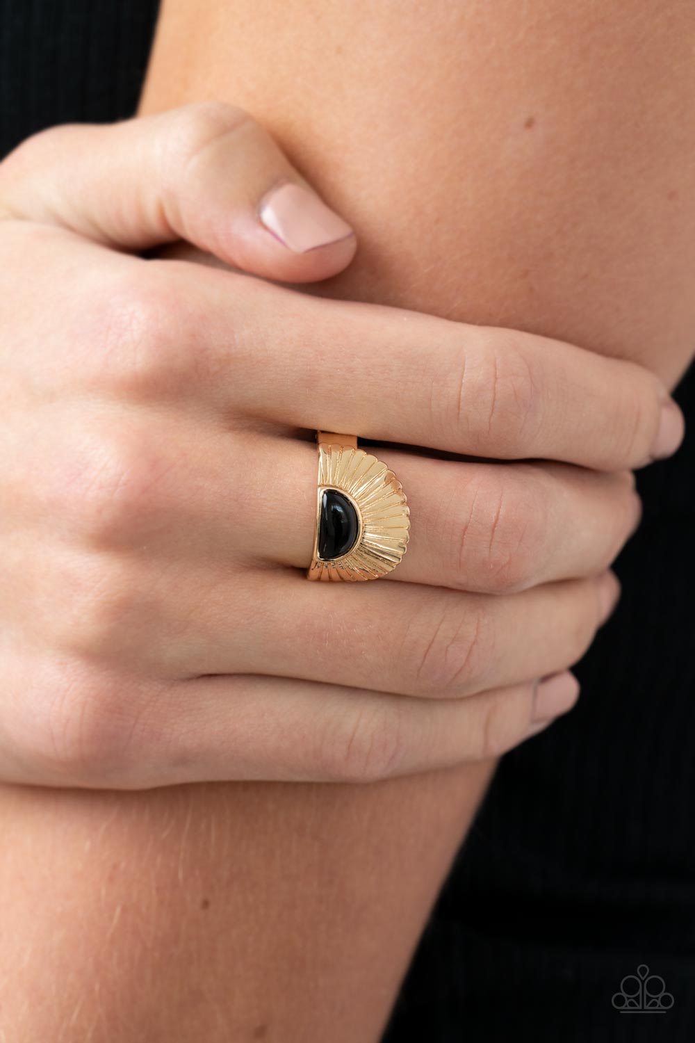 Fabulously FAN-tabulous - gold - Paparazzi ring