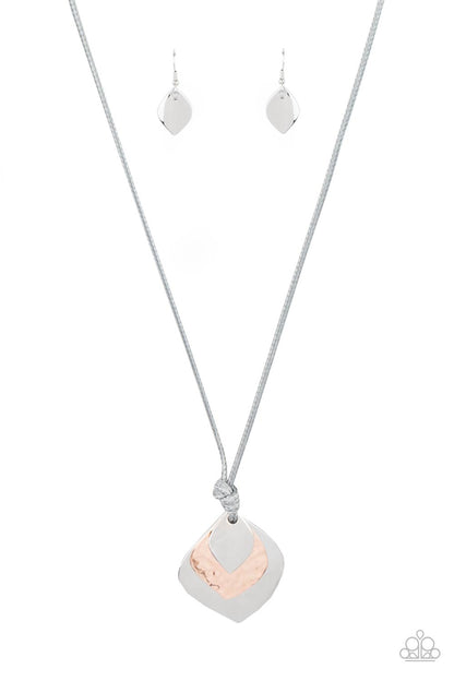 Face The ARTIFACTS - silver - Paparazzi necklace