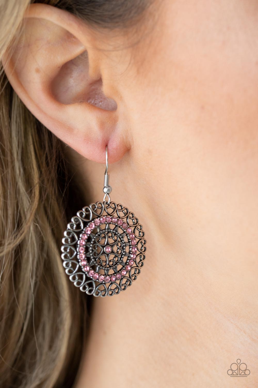 Fairytale Finale - pink - Paparazzi earrings