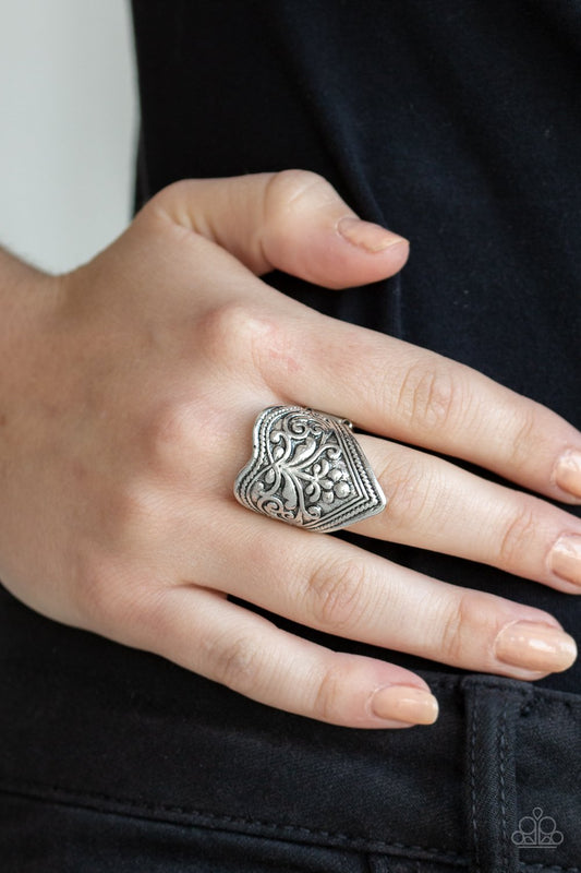 Fall Into VINE-silver-Paparazzi ring