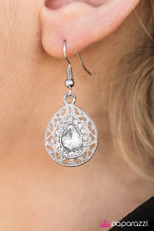 Falling In LOUVRE With You - White - Paparazzi earrings