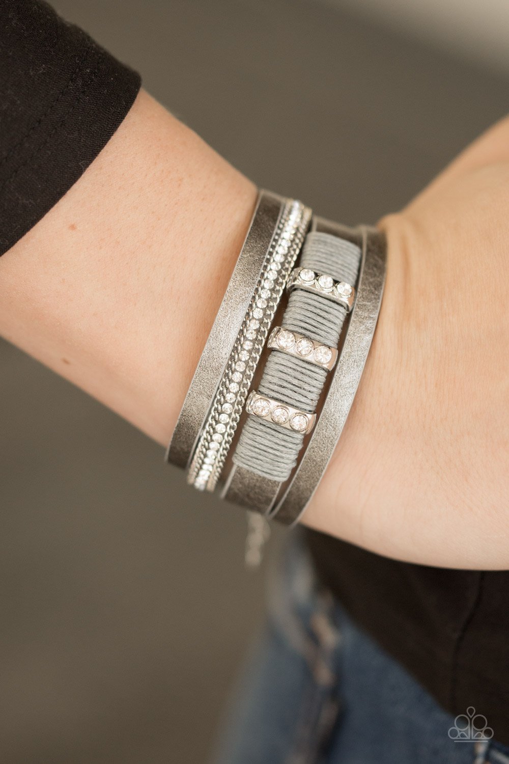 Fame Night - silver - Paparazzi bracelet