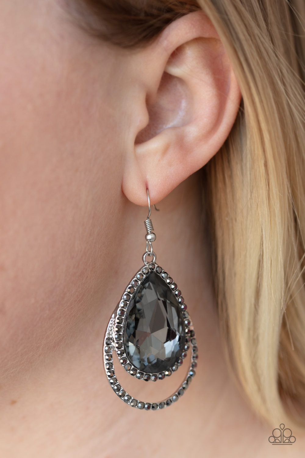 Famous - silver - Paparazzi earrings