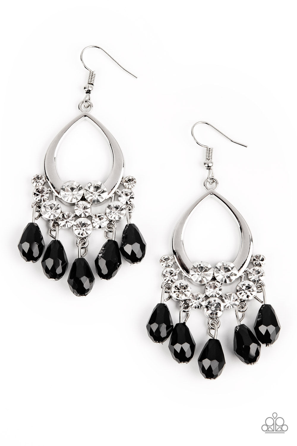 Famous Fashionista - black - Paparazzi earrings