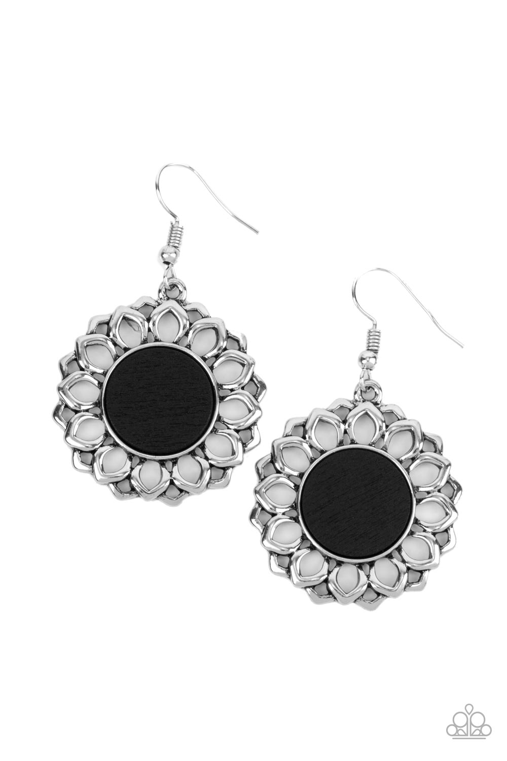 Farmhouse Fashionista - black - Paparazzi earrings