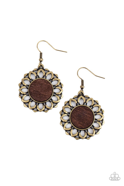 Farmhouse Fashionista - brass - Paparazzi earrings