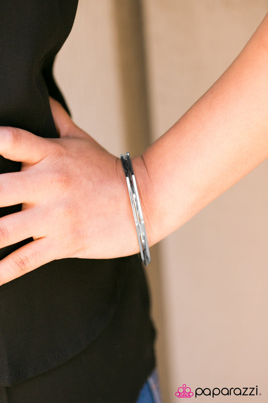 Fashion Edge - Silver - Paparazzi bracelet
