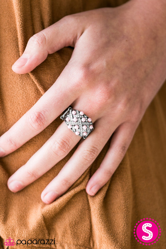 Fashionably Fabulous - Pink - Paparazzi ring